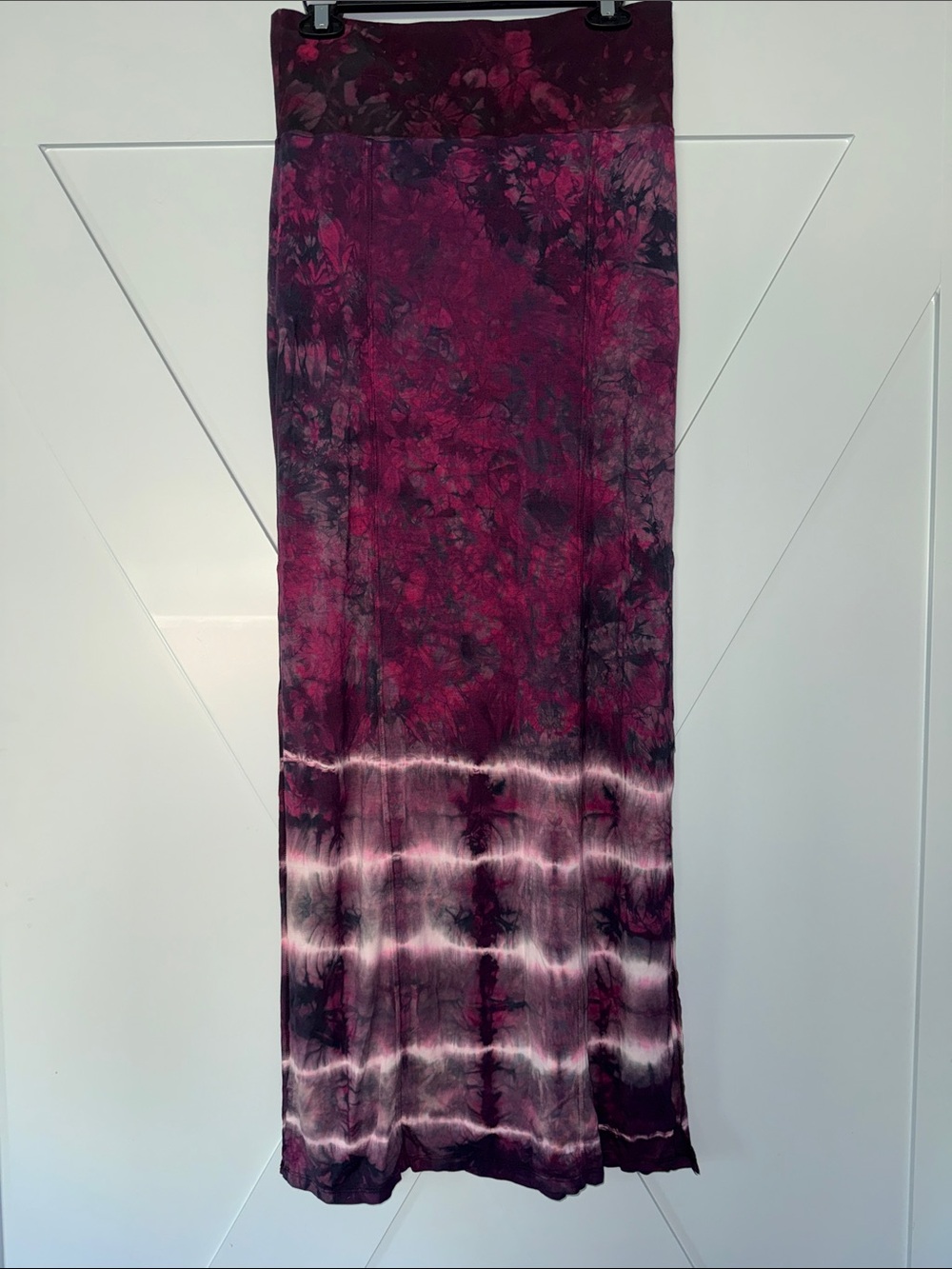 Bohemian Tie-Dye Maxi Skirt in Plum and Black